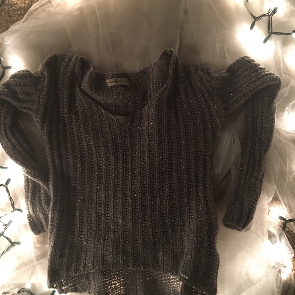 🌸Sale 3 for $10🌸 A&F gray/silver sweater